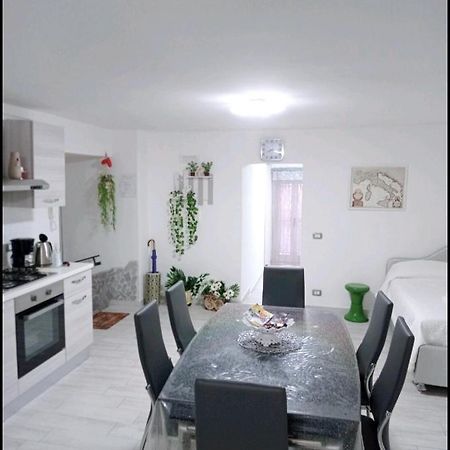Apartamento Nunzia'S House Napoli Exterior foto
