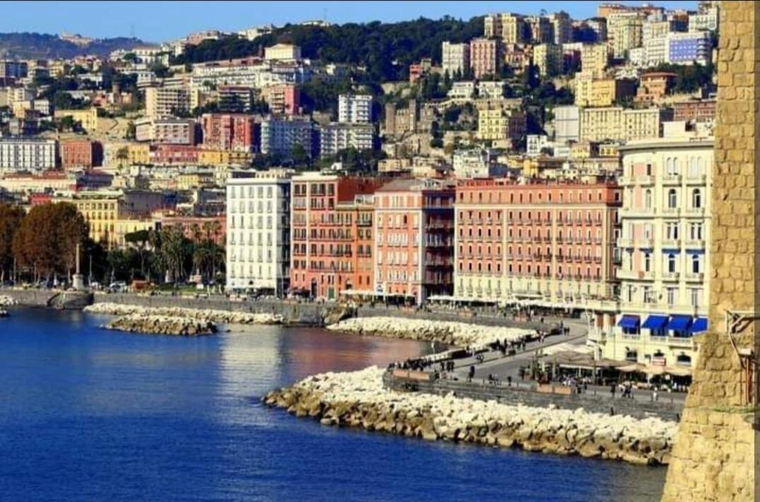 Apartamento Nunzia'S House Napoli Exterior foto